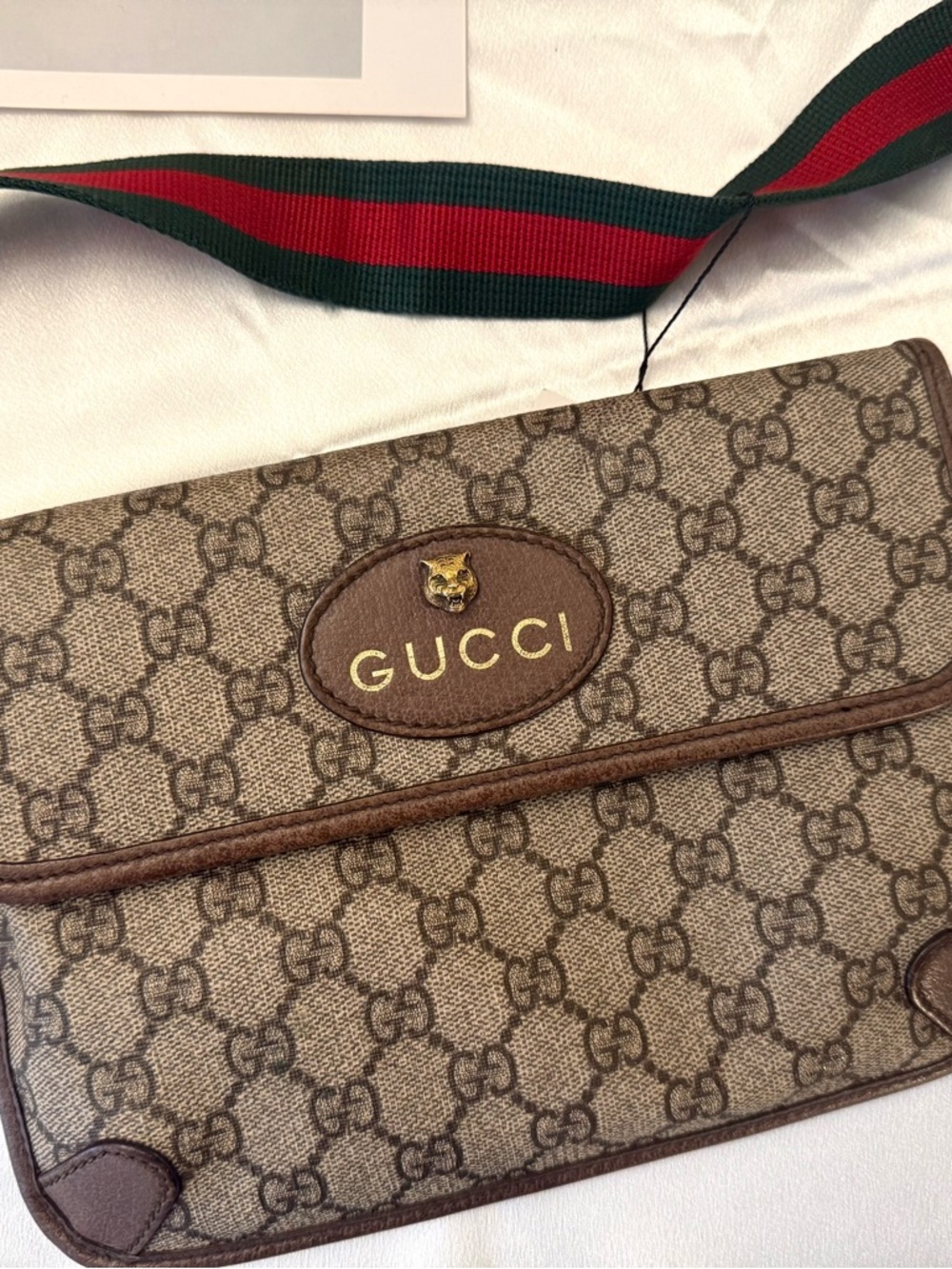 Authentic Gucci Neo Vintage GG Supreme Tiger Head Belt Bag / Crossbody